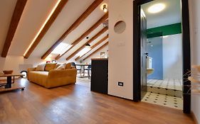 Brand New Centre Apartment 2
